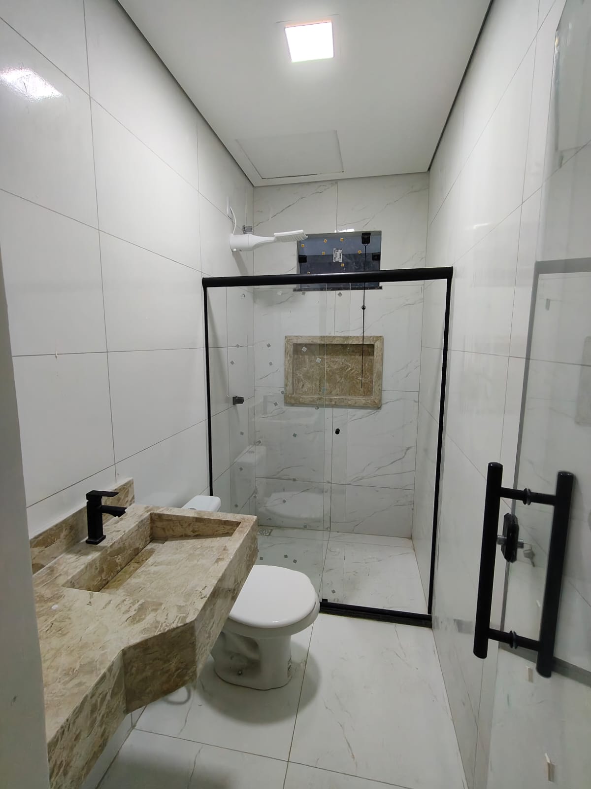 Casa com espaço gourmet no Encanto das Águas 