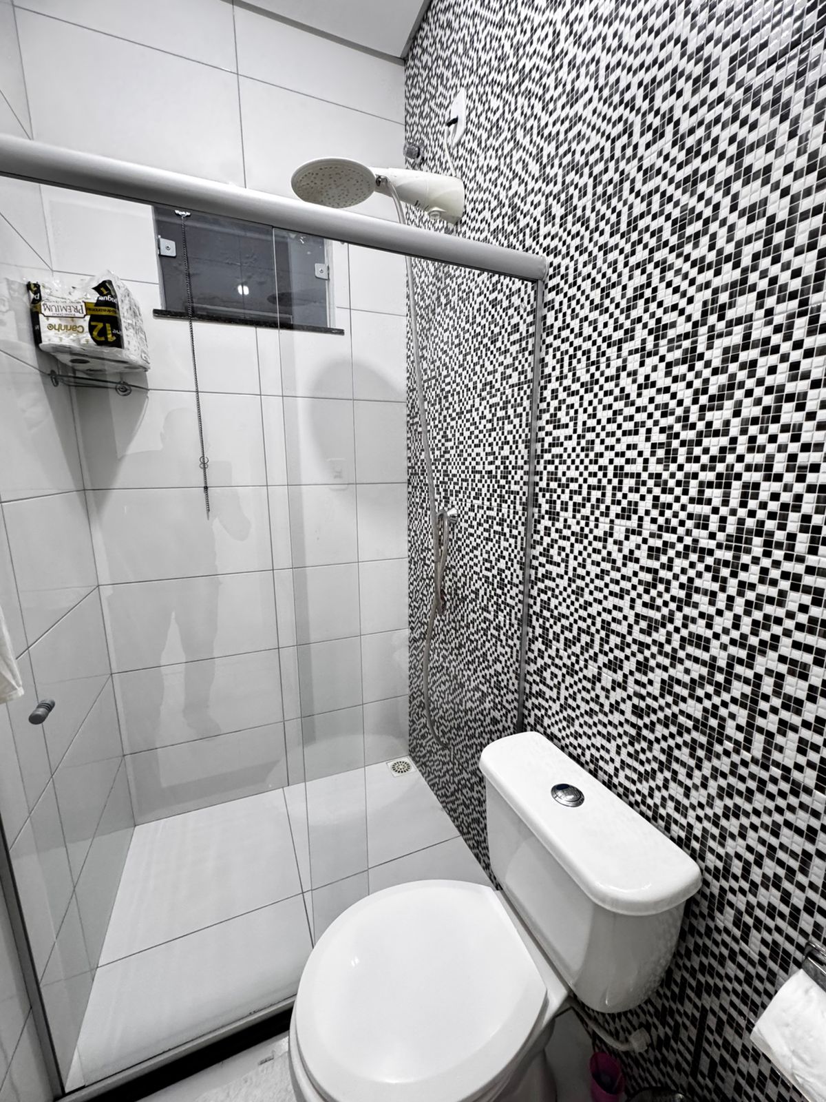 Vende Bela Casa no Antares