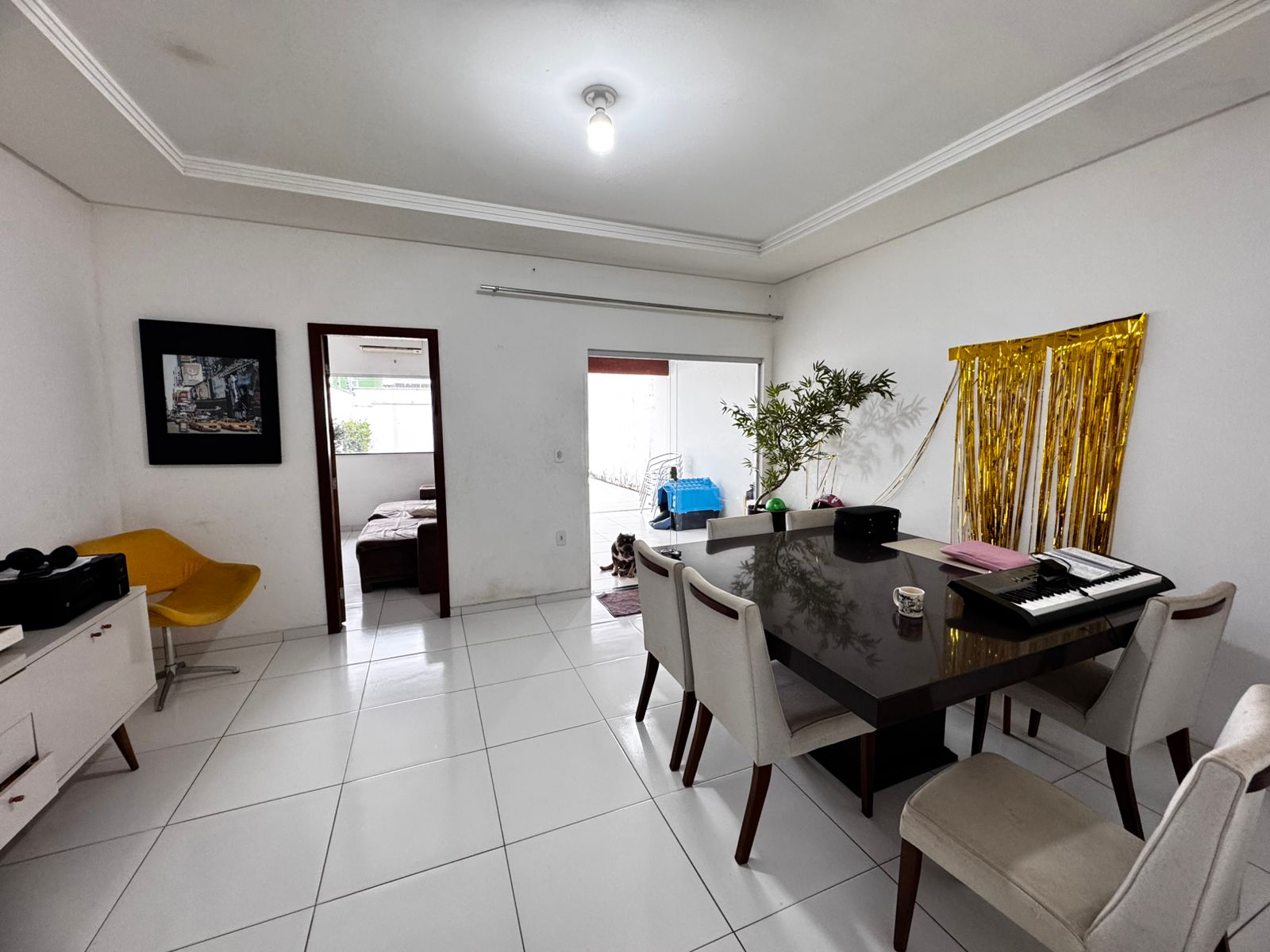 Vende Bela Casa no Antares