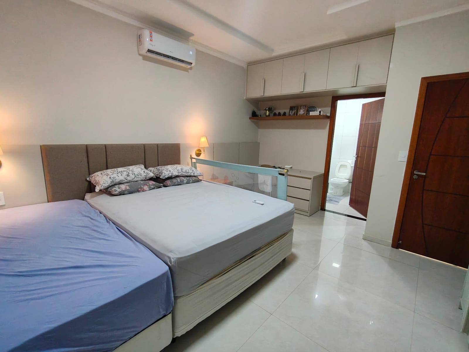 Excelente Casa no Colonial 