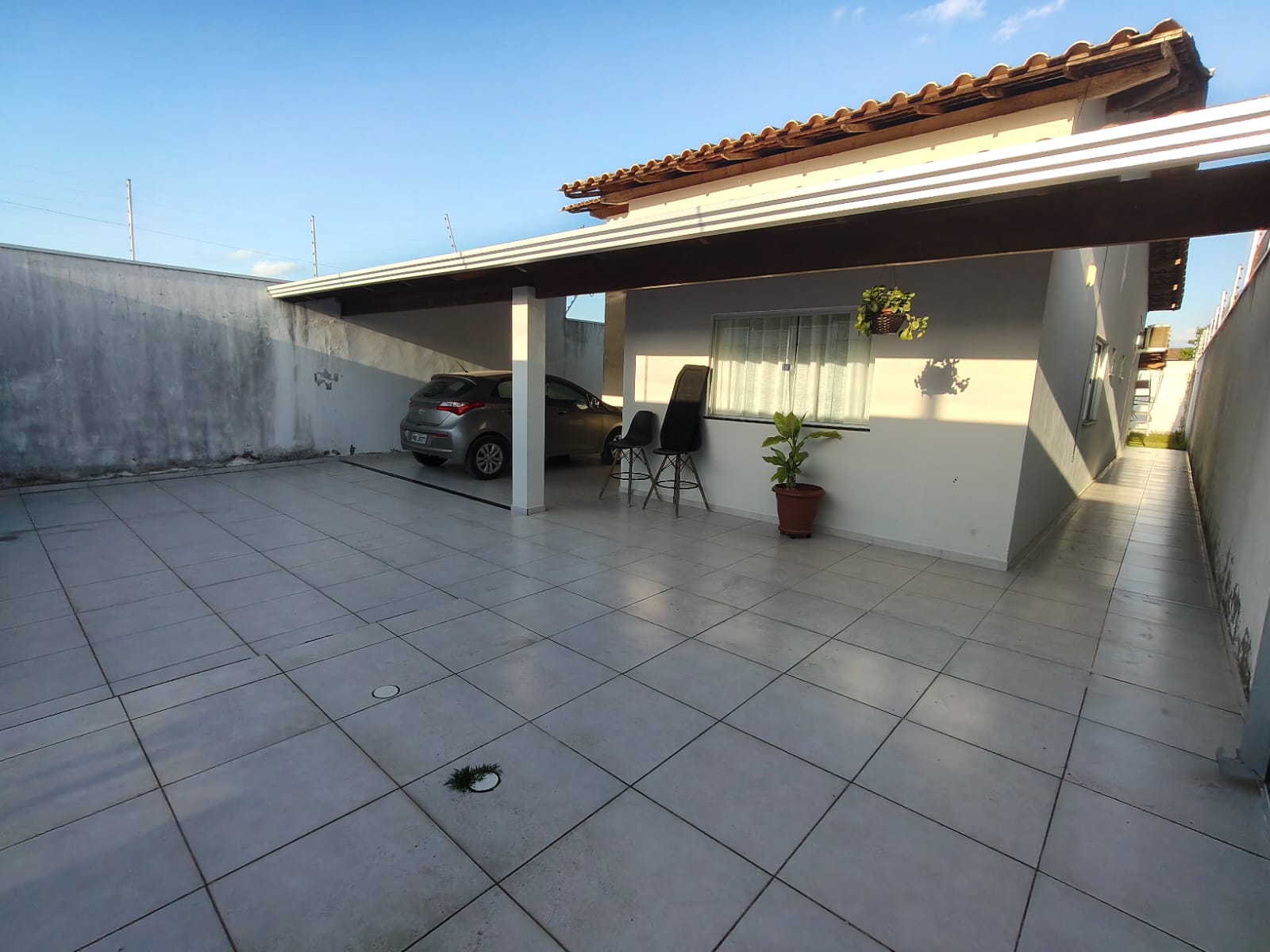 Excelente Casa no Colonial 