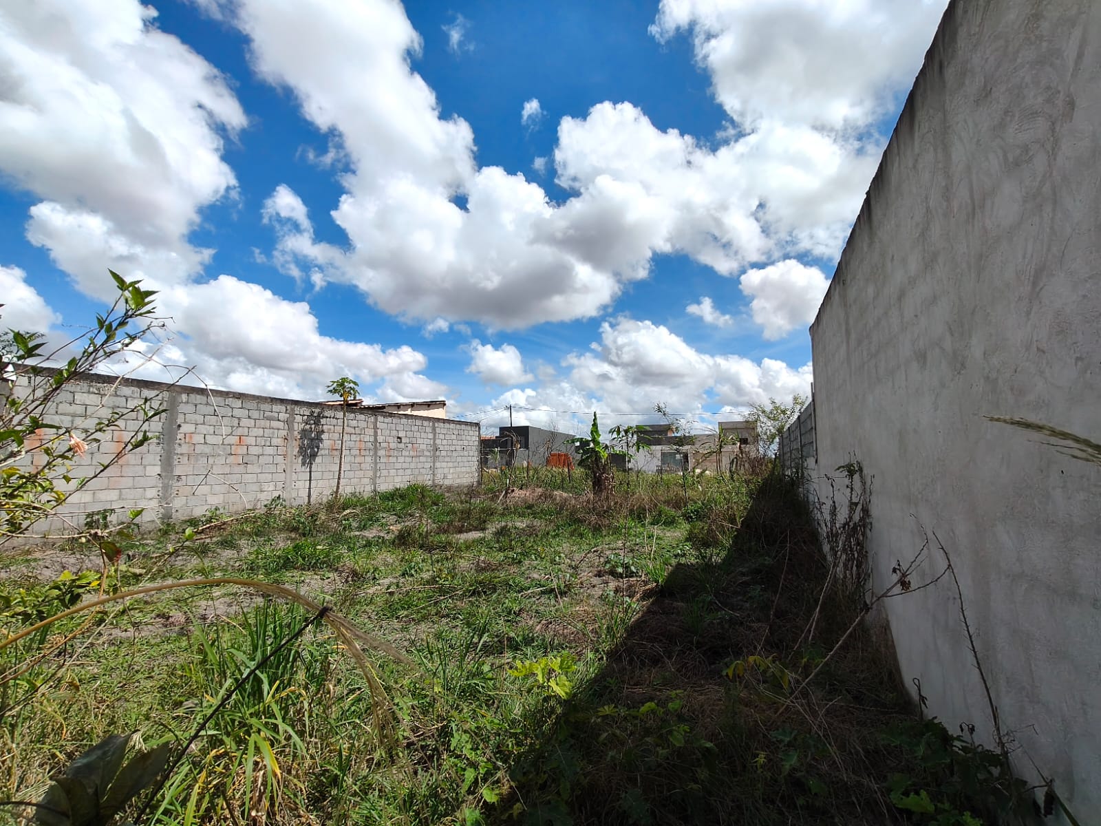 Vende Terreno no Encanto das Águas