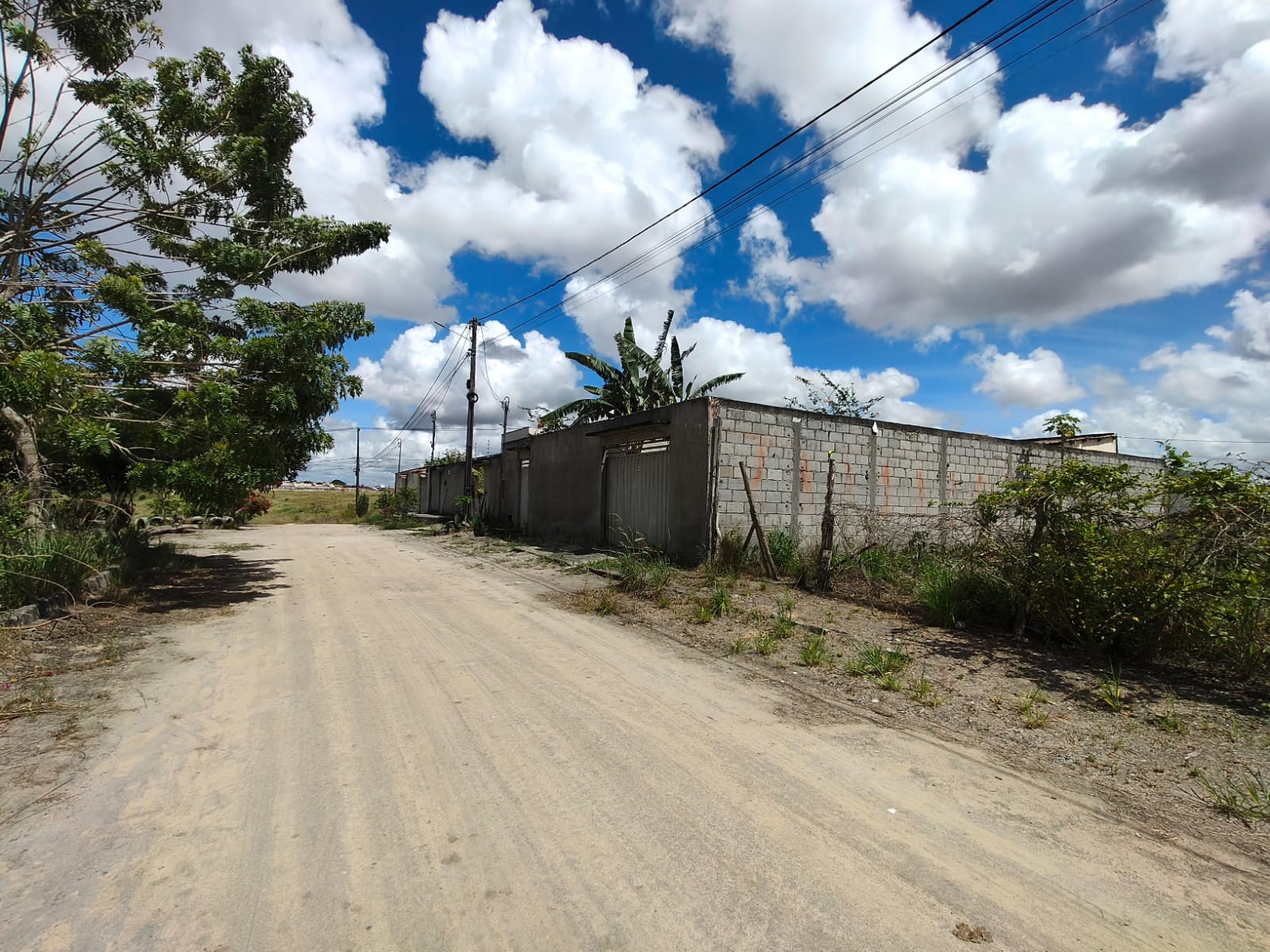 Vende Terreno no Encanto das Águas