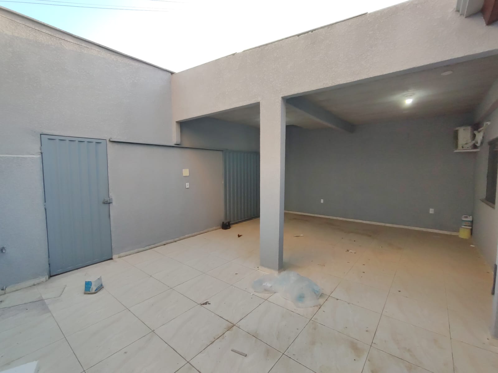 Aluga Casa no Bairro Santa Rita 