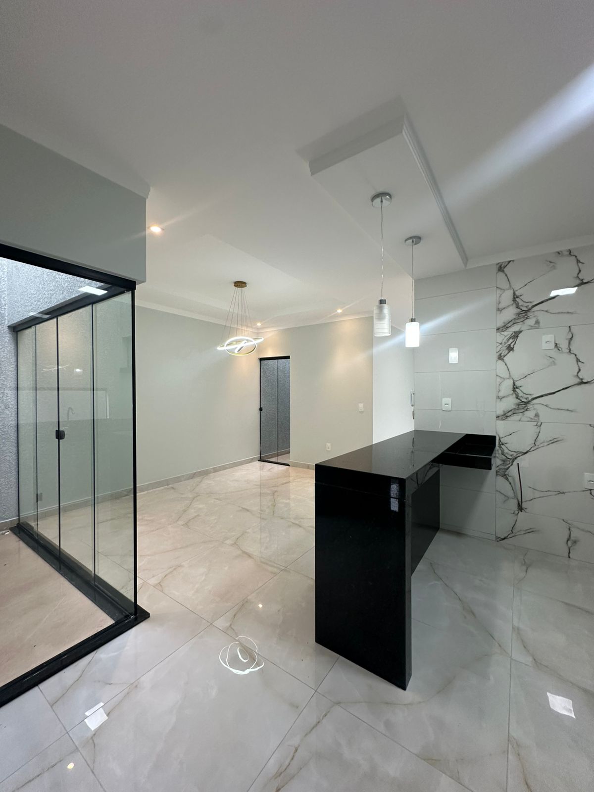 Aluga Casa Totalmente Nova no Bairro Antares