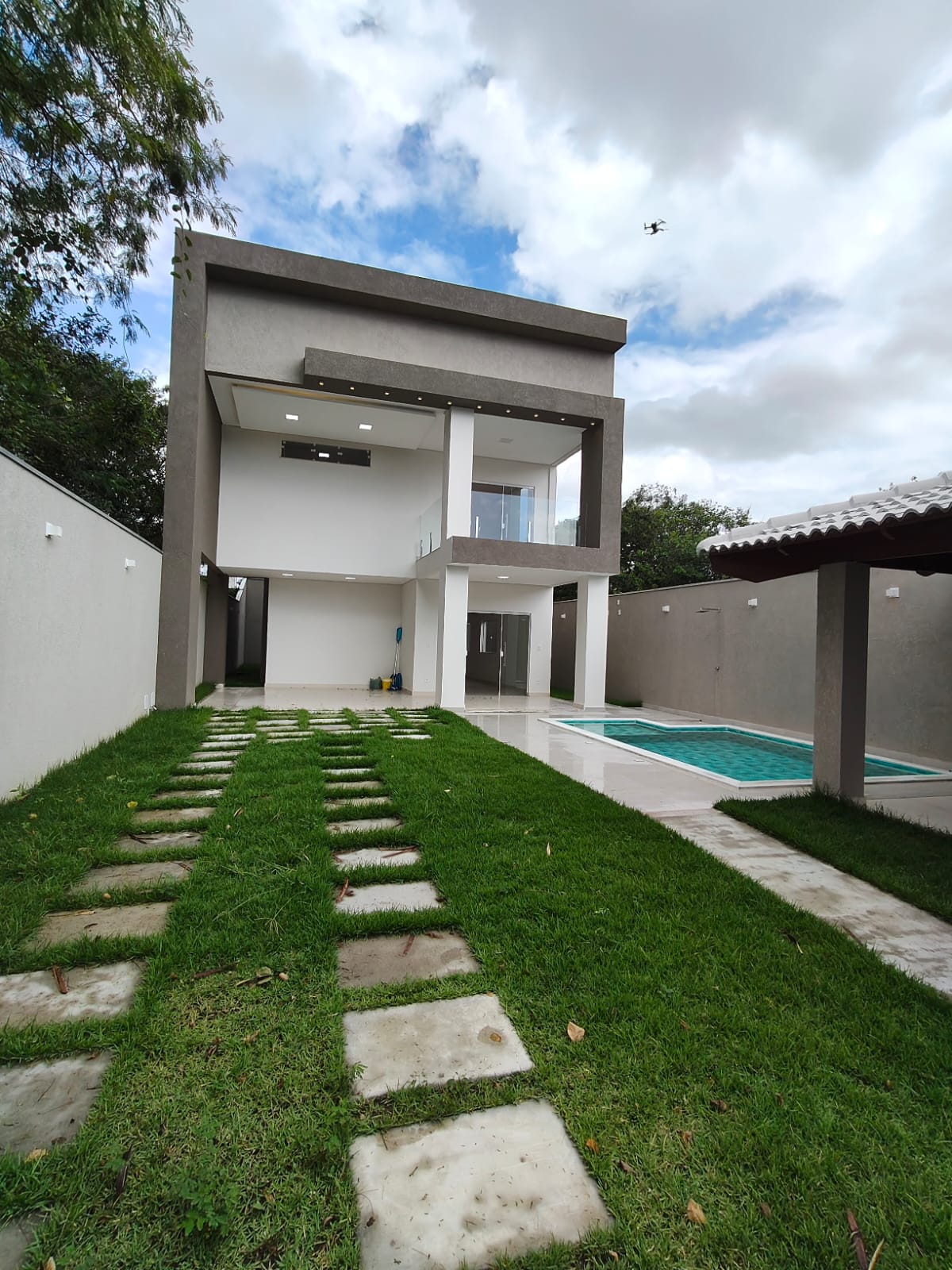 Vende Duplex no Vivendas Costa Azul