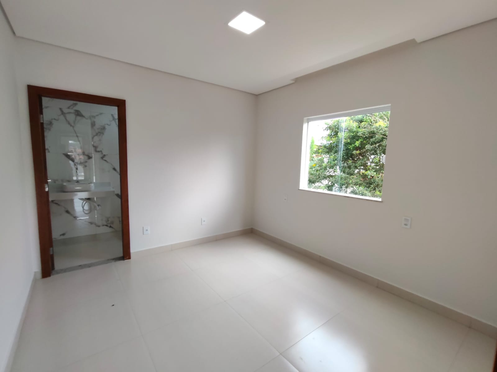 Vende Duplex no Vivendas Costa Azul