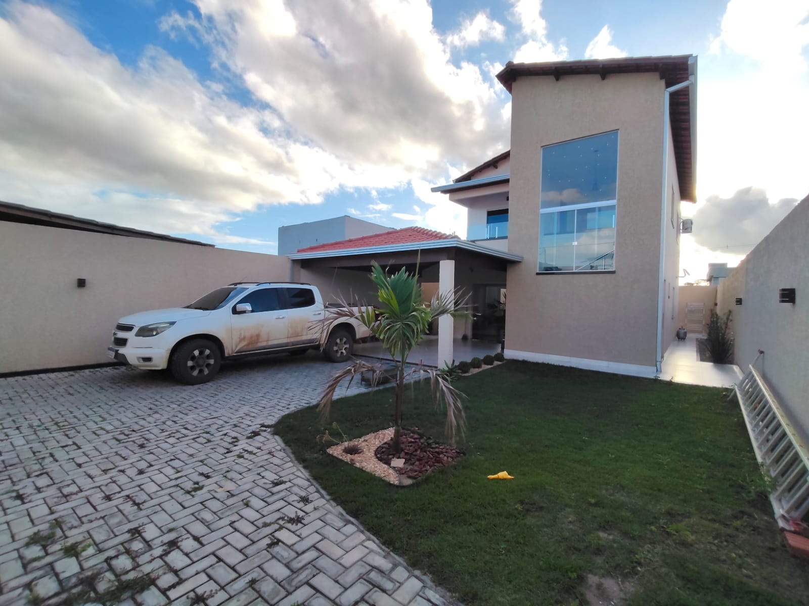 VENDE DUPLEX NO PARQUE DAS FLORES