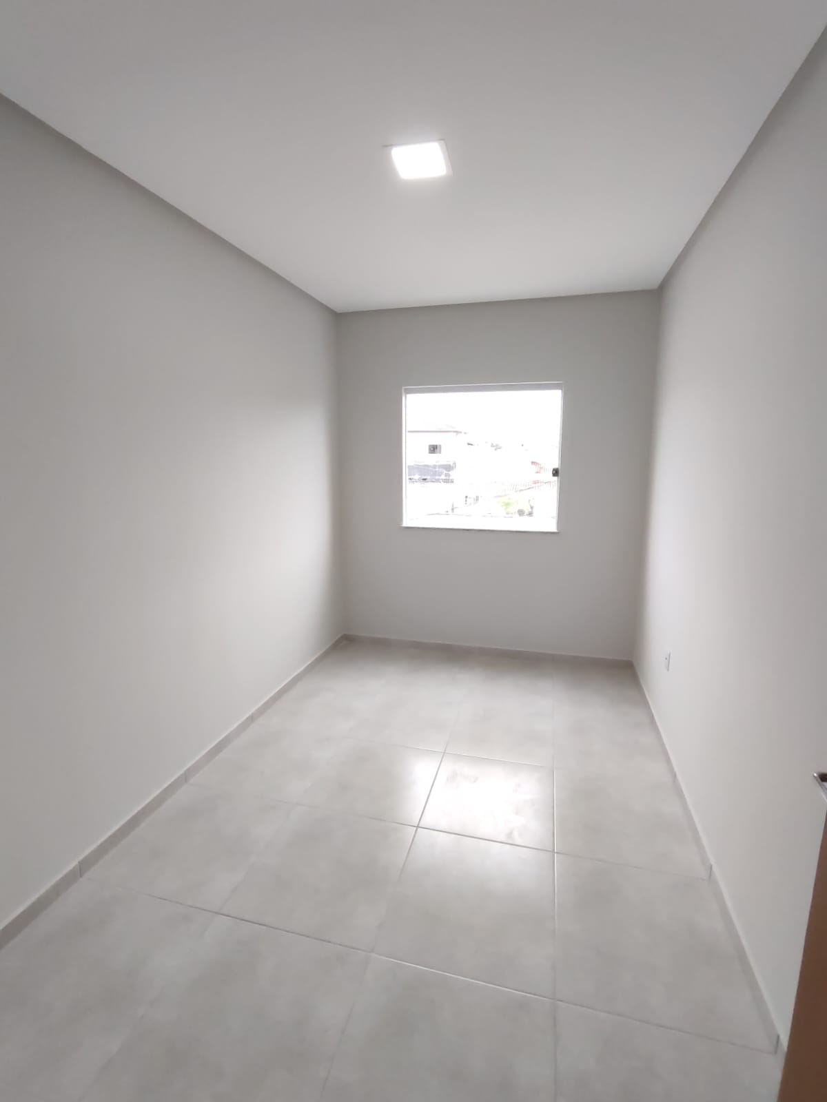 Aluga Apartamento Novo no Santa Lúcia