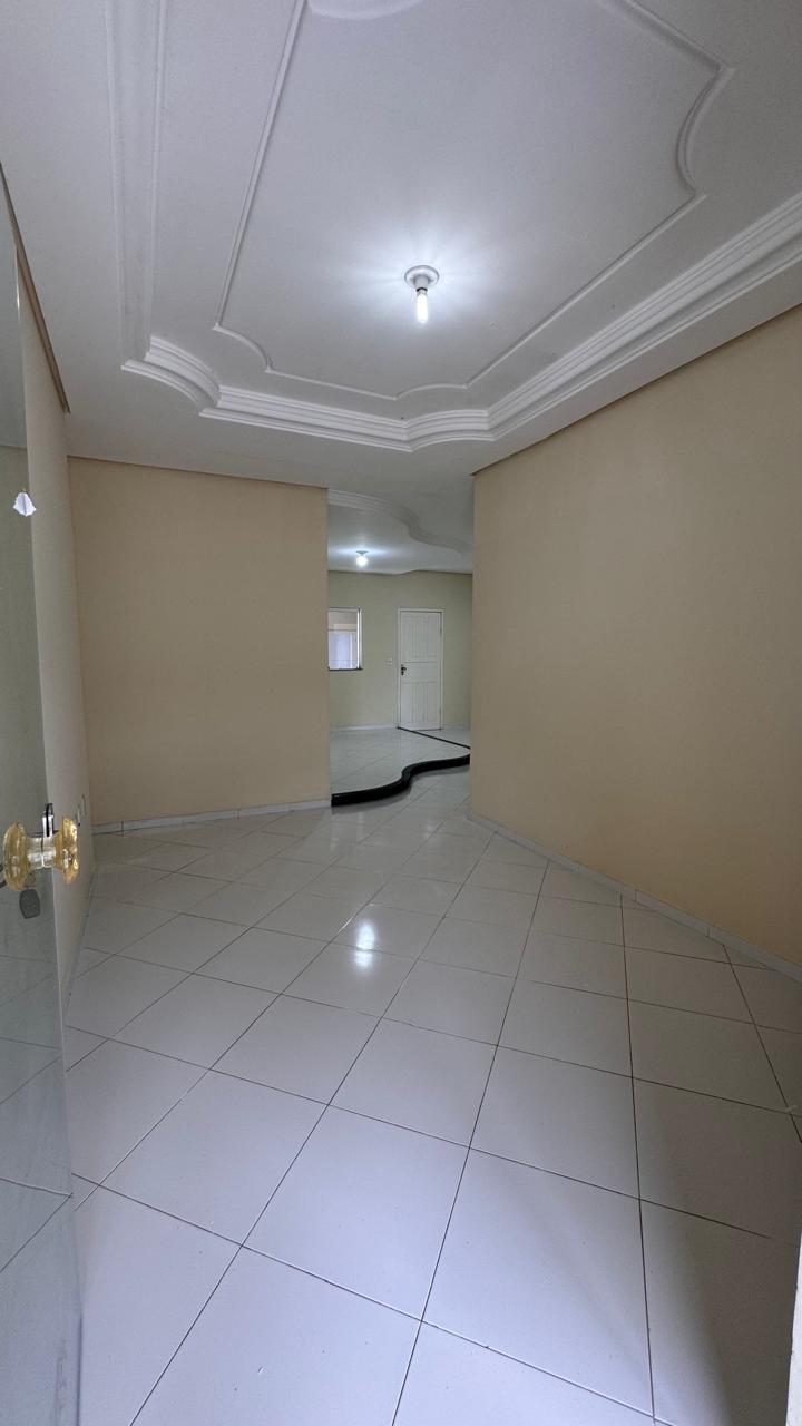 Aluga-se Casa no Centauro