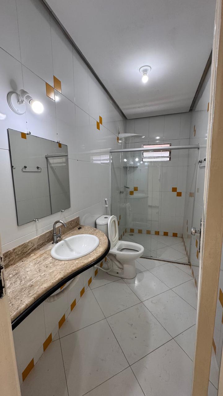 Aluga-se Casa no Centauro