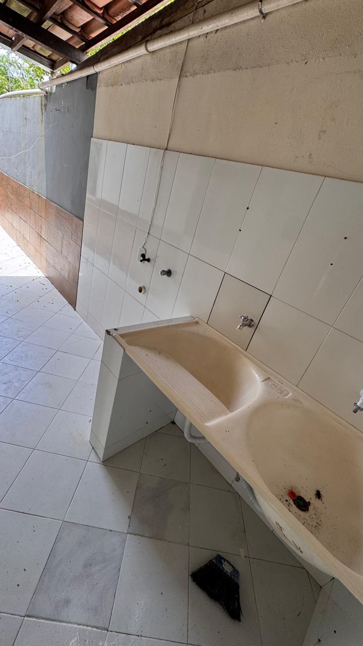 Aluga-se Casa no Centauro