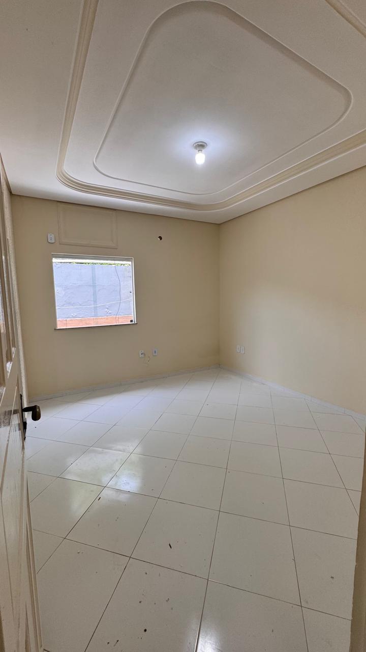 Aluga-se Casa no Centauro