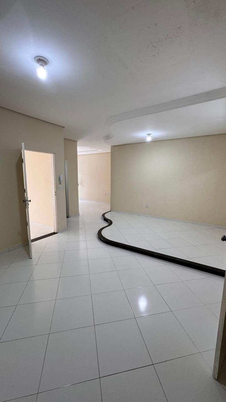 Aluga-se Casa no Centauro