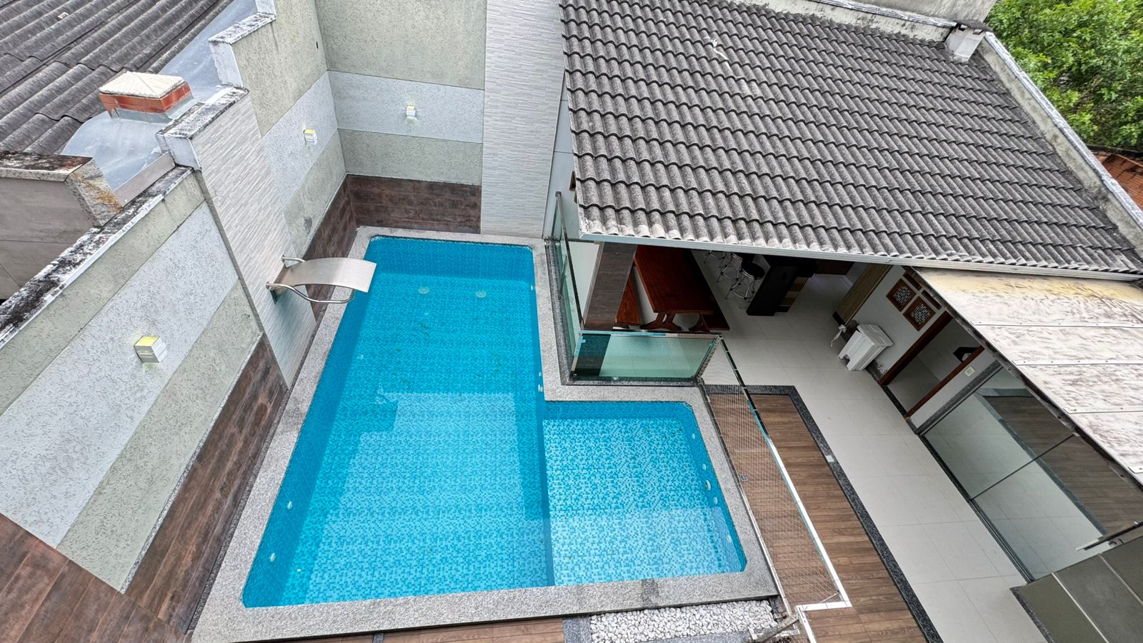 Vende Duplex Bairro Antares 