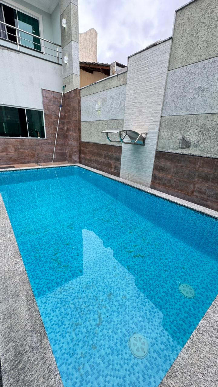 Vende Duplex Bairro Antares 