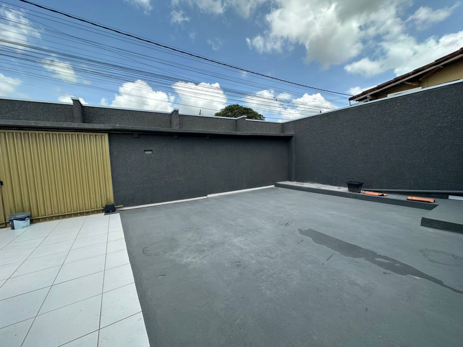 Aluga Casa com 03 quartos na Centauro