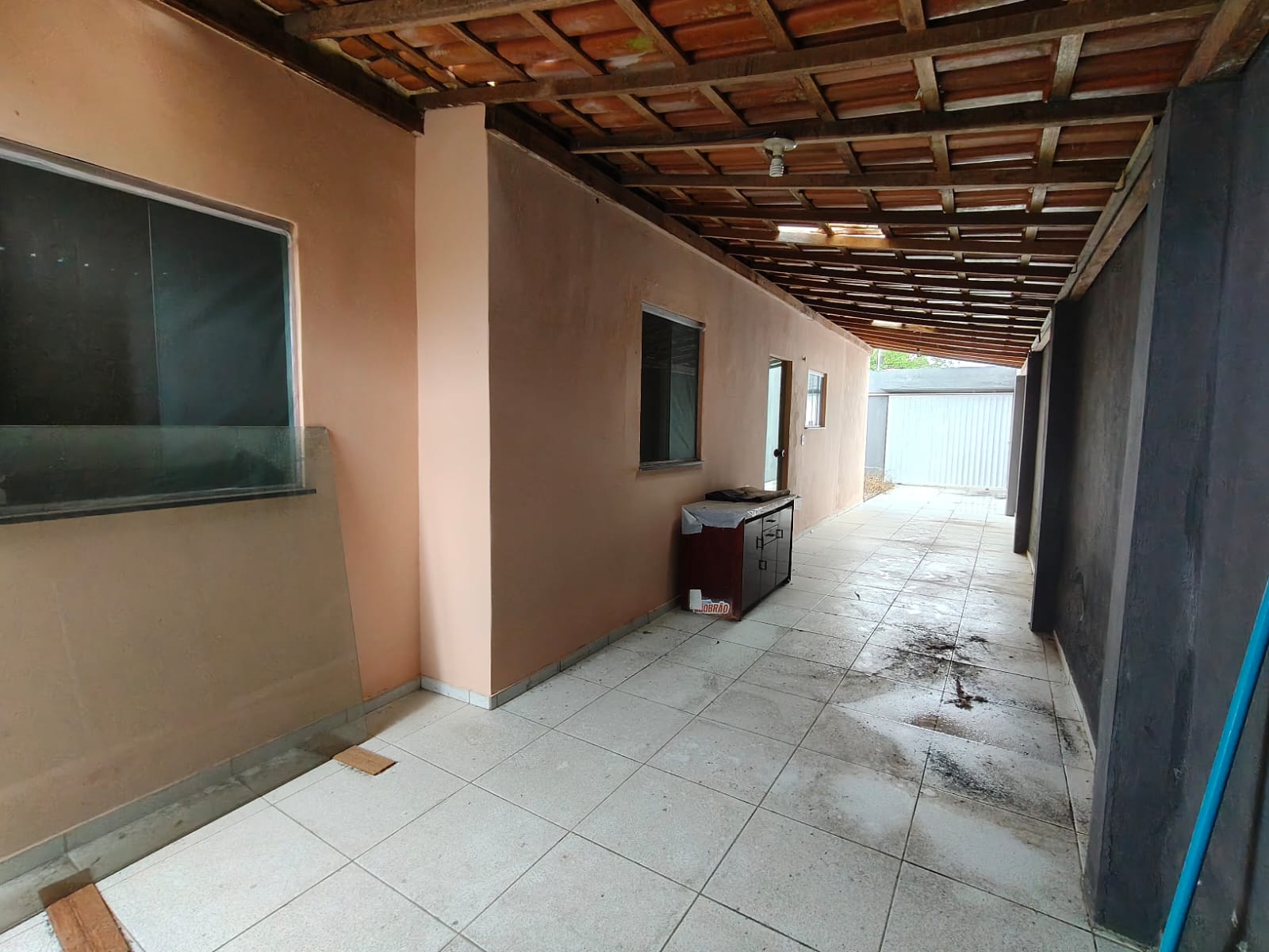 Vende Casa no Colonial 