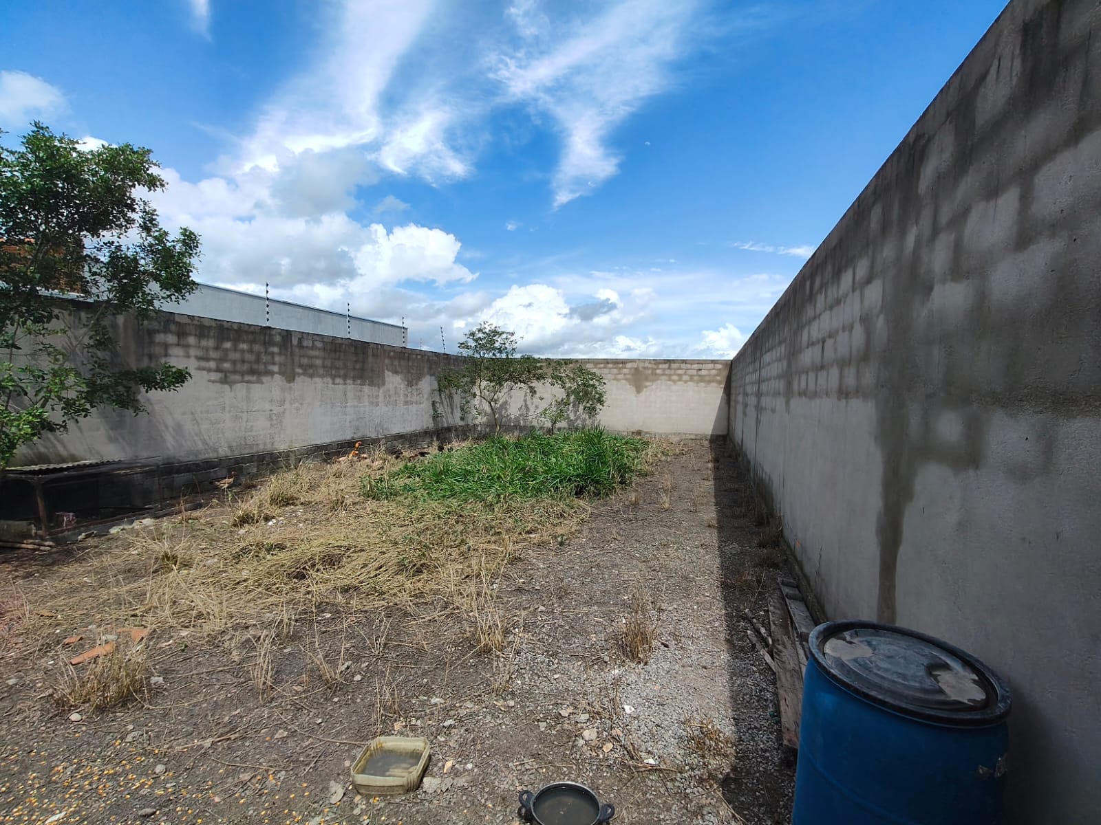 Vende Terreno Murado  Bairro Encanto das Águas