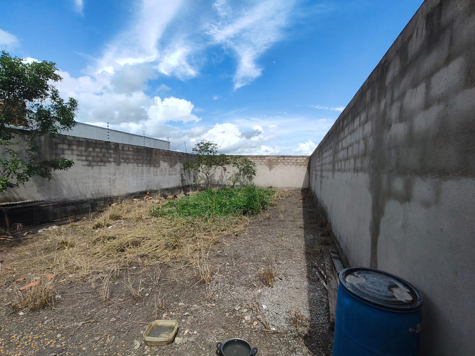 Vende Terreno Murado  Bairro Encanto das Águas