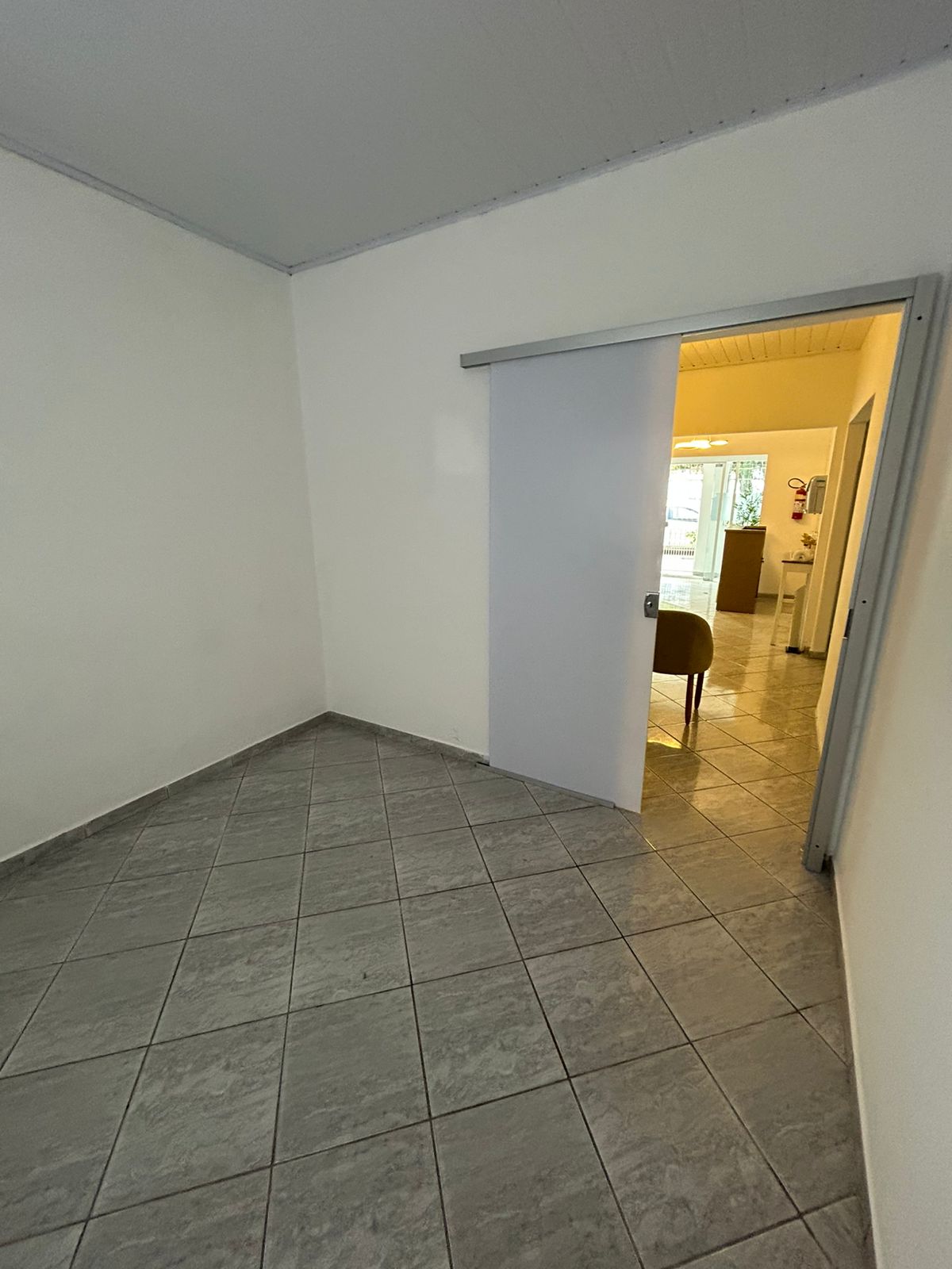 ALUGA SALA COMERCIAL NO CENTRO 