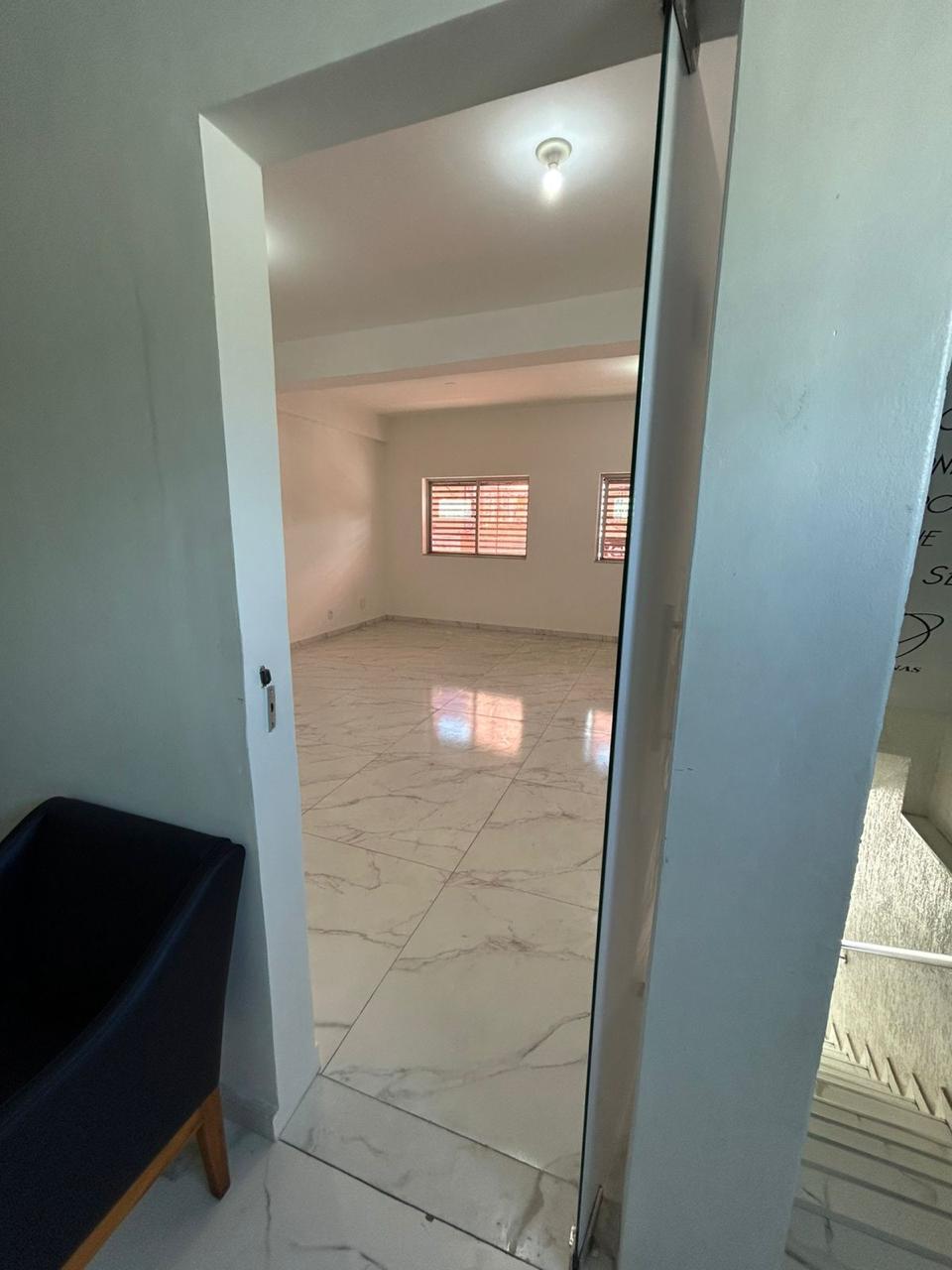 ALUGA SALA COMERCIAL NO CENTRO 