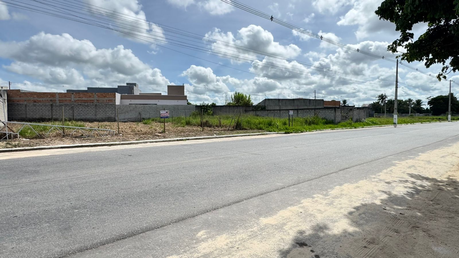 Vende excelente investimento no Parque das Flores
