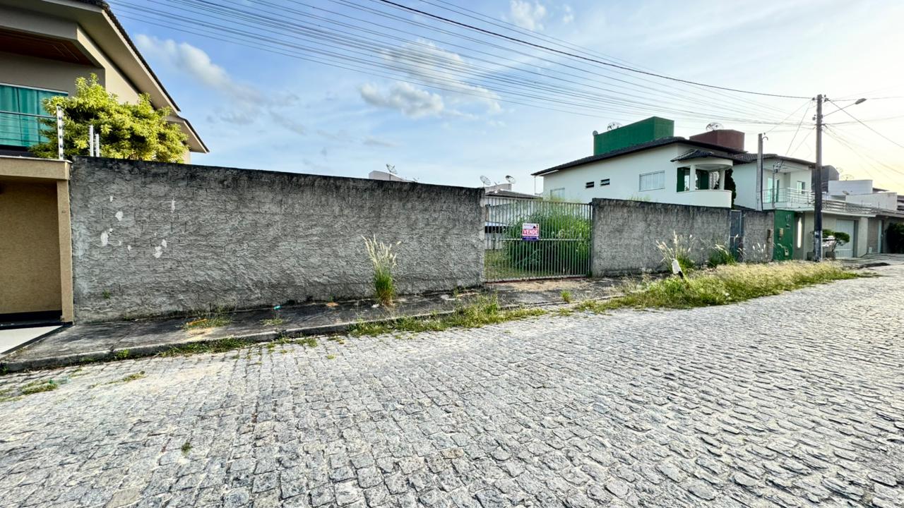 Vende Excelente Terreno no Residencial Alamar em Eunápolis 