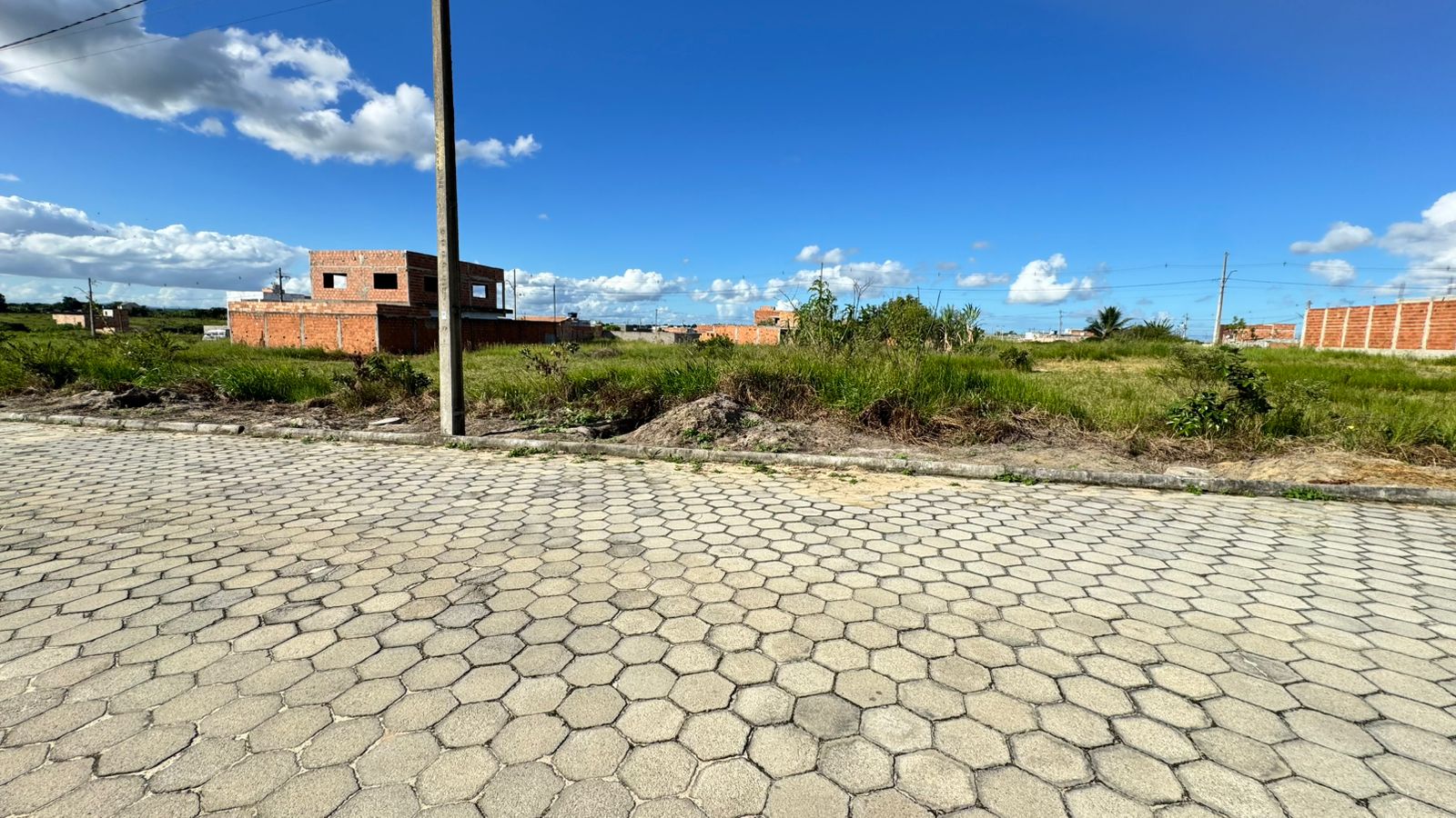 Vende terreno no Bairro Jardim América 3 