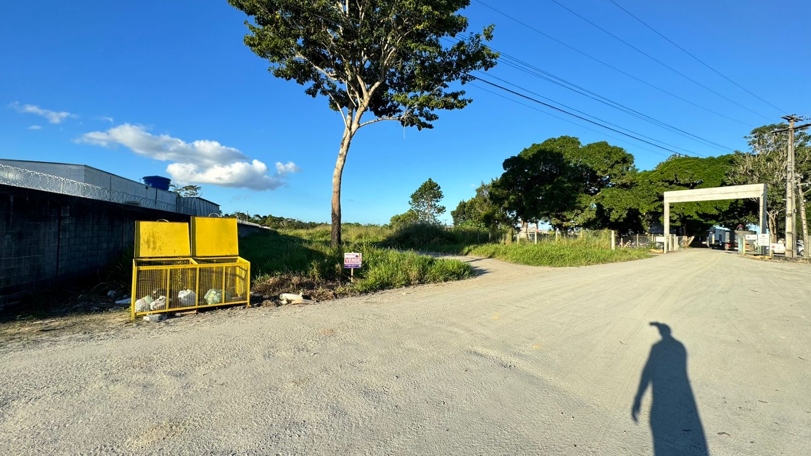 VENDE TERRENO NA BR 101