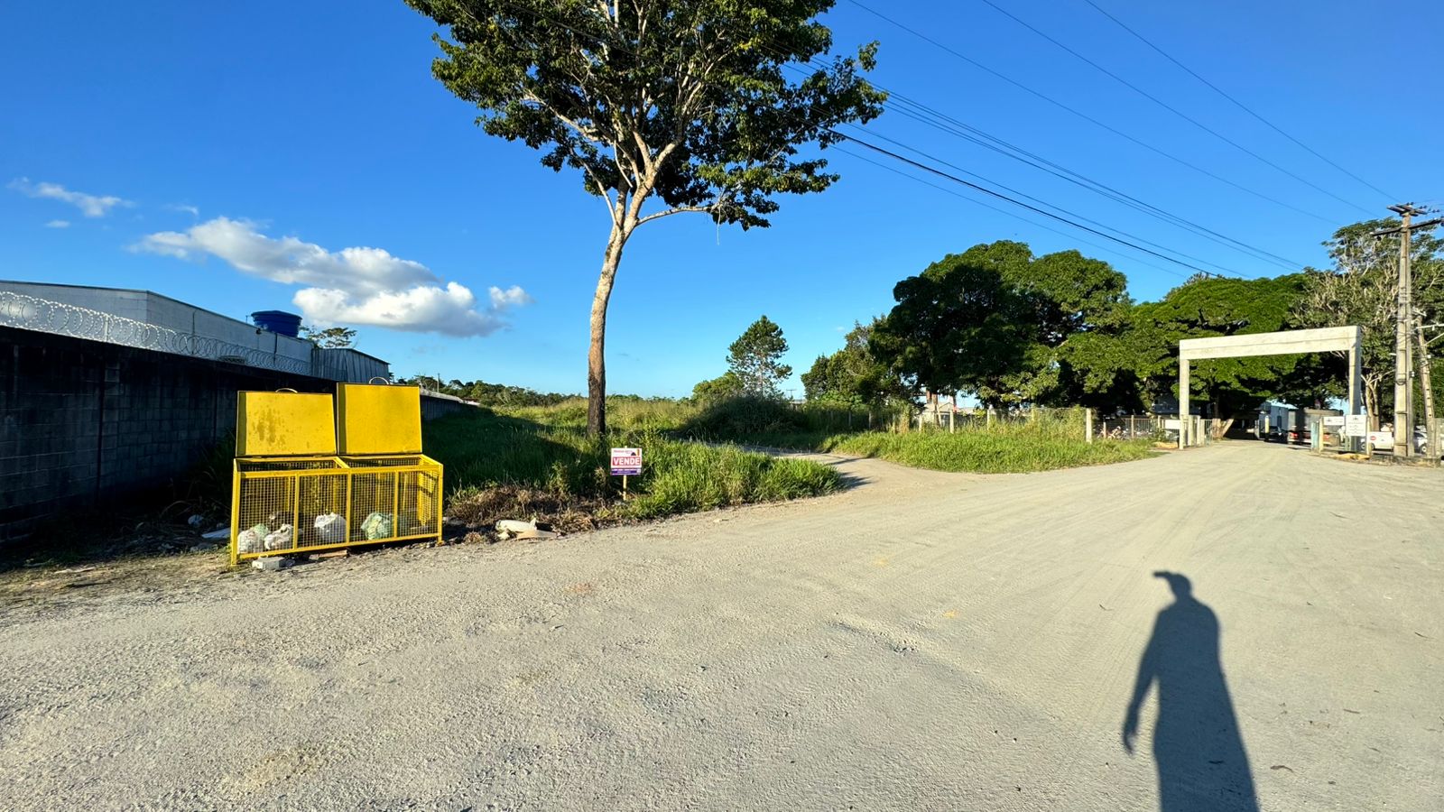 VENDE TERRENO NA BR 101