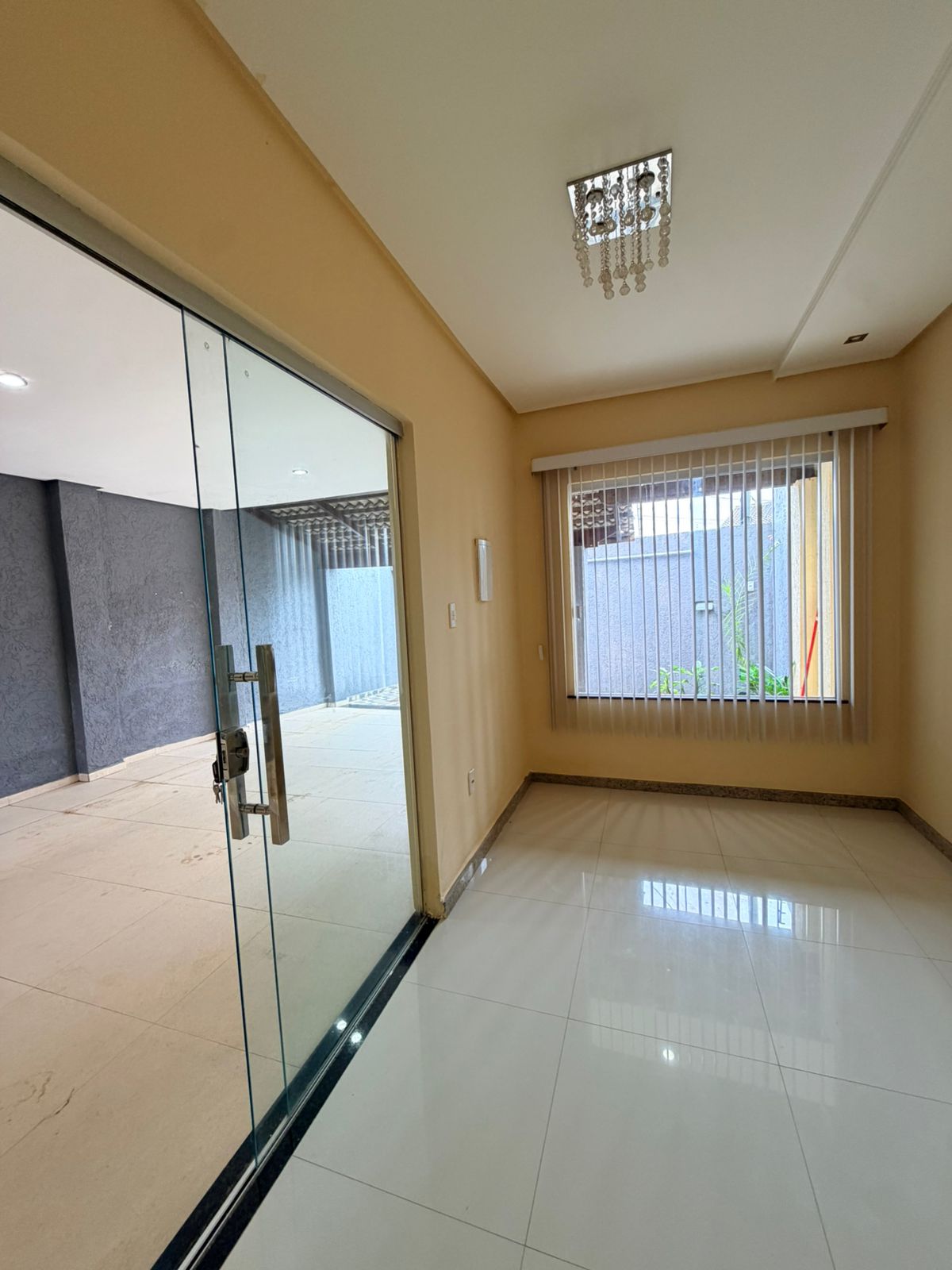 Aluga Duplex no Bairro Dinah Borges