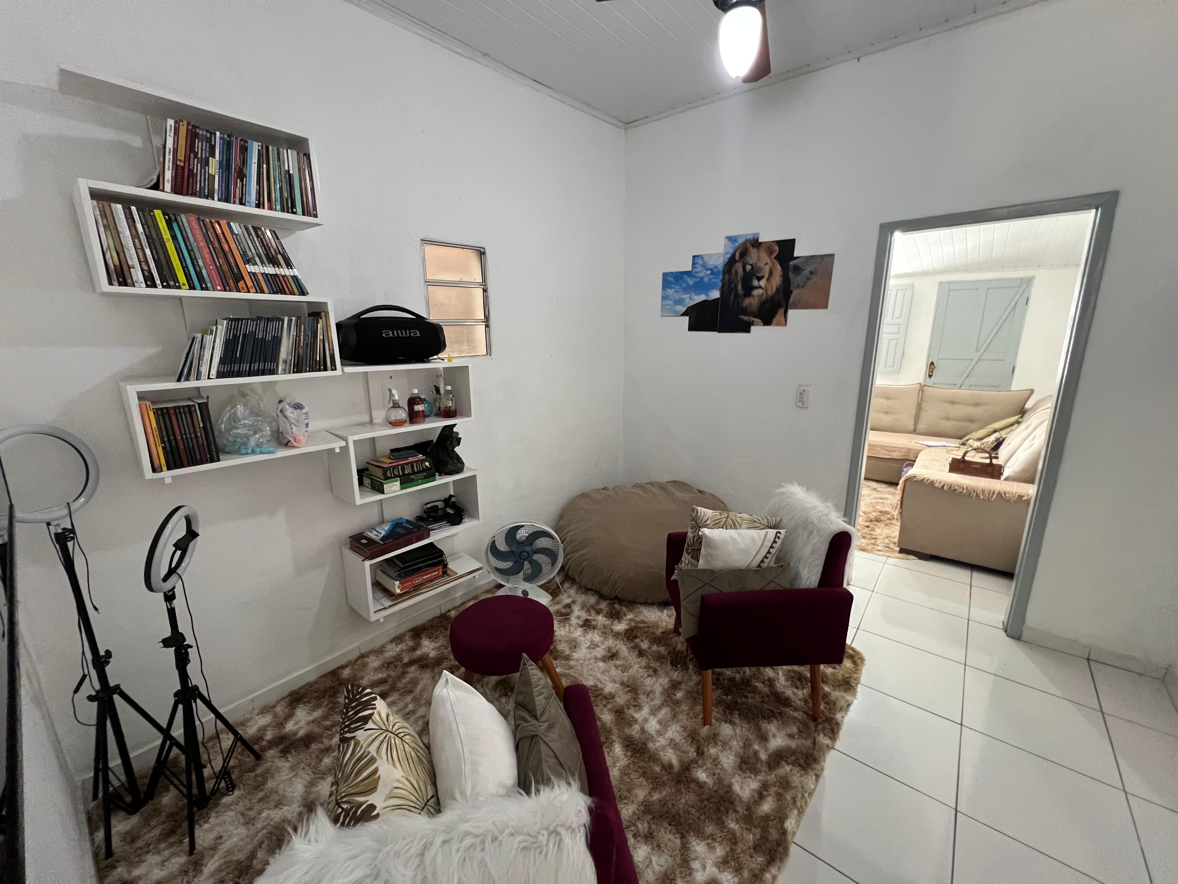 VENDE CASA NO GUSMÃO