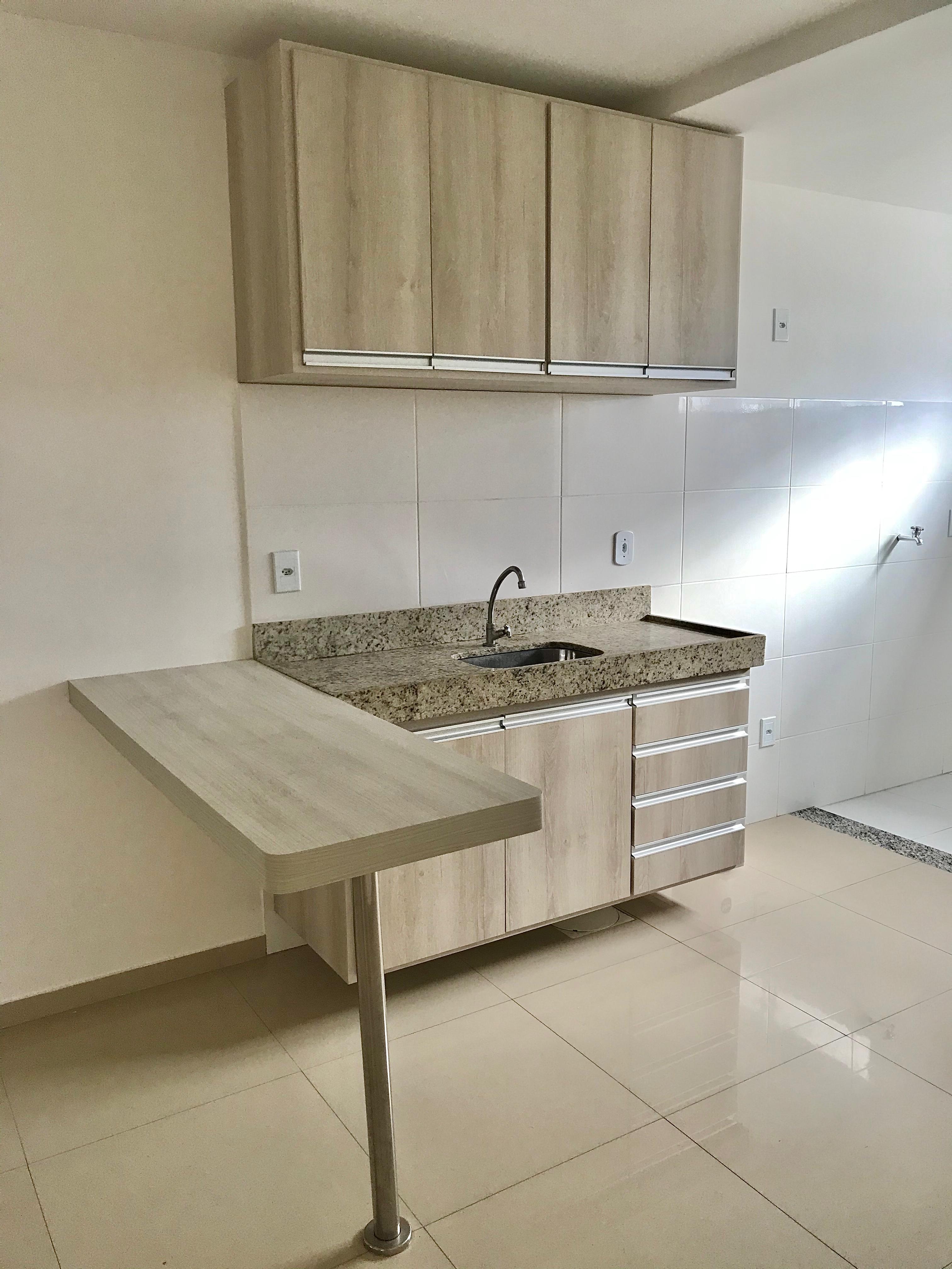 Aluga Apartamento com 3/4 no Jardins das Acácias