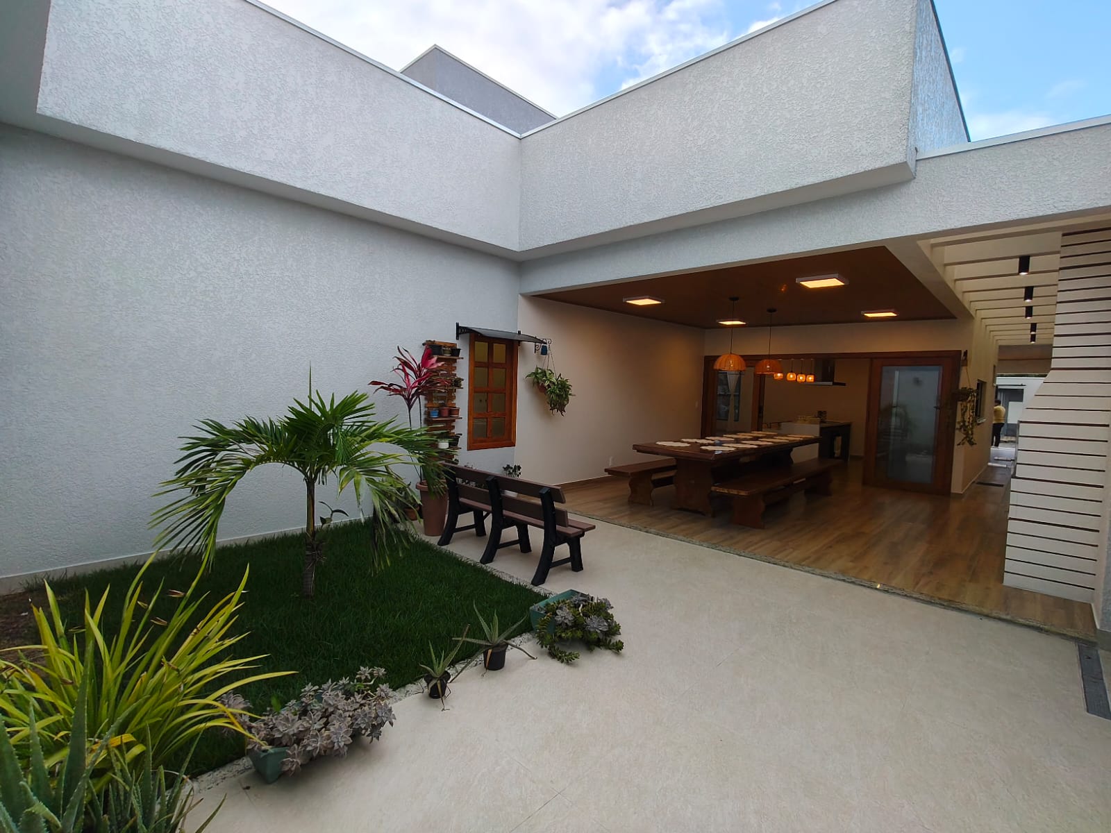 Casa à Venda no Alamar