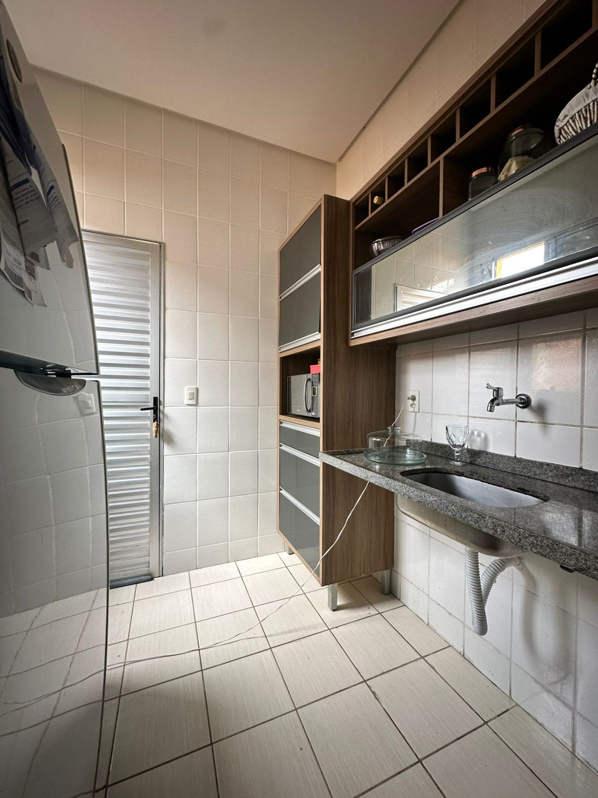 Vende Casa de Esquina  Condomínio Talismã Bairro Itapuã