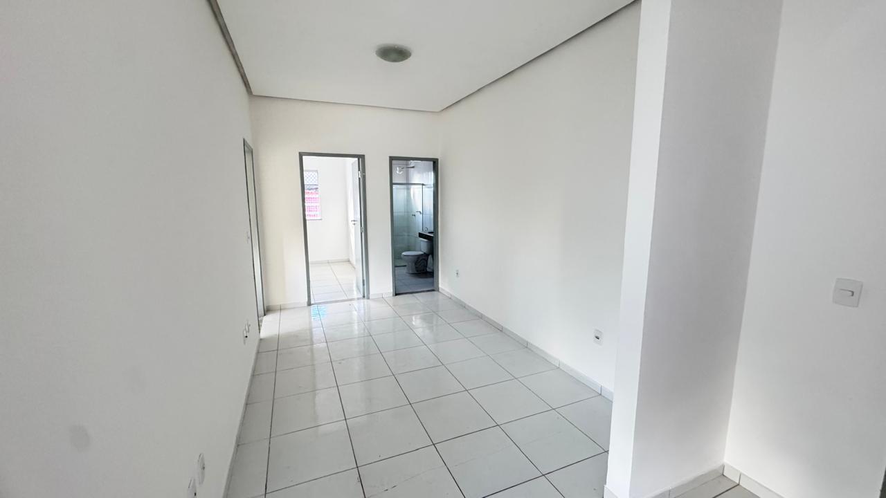PRÉDIO NO BAIRRO CENTAURO - EUNÁPOLIS/BA