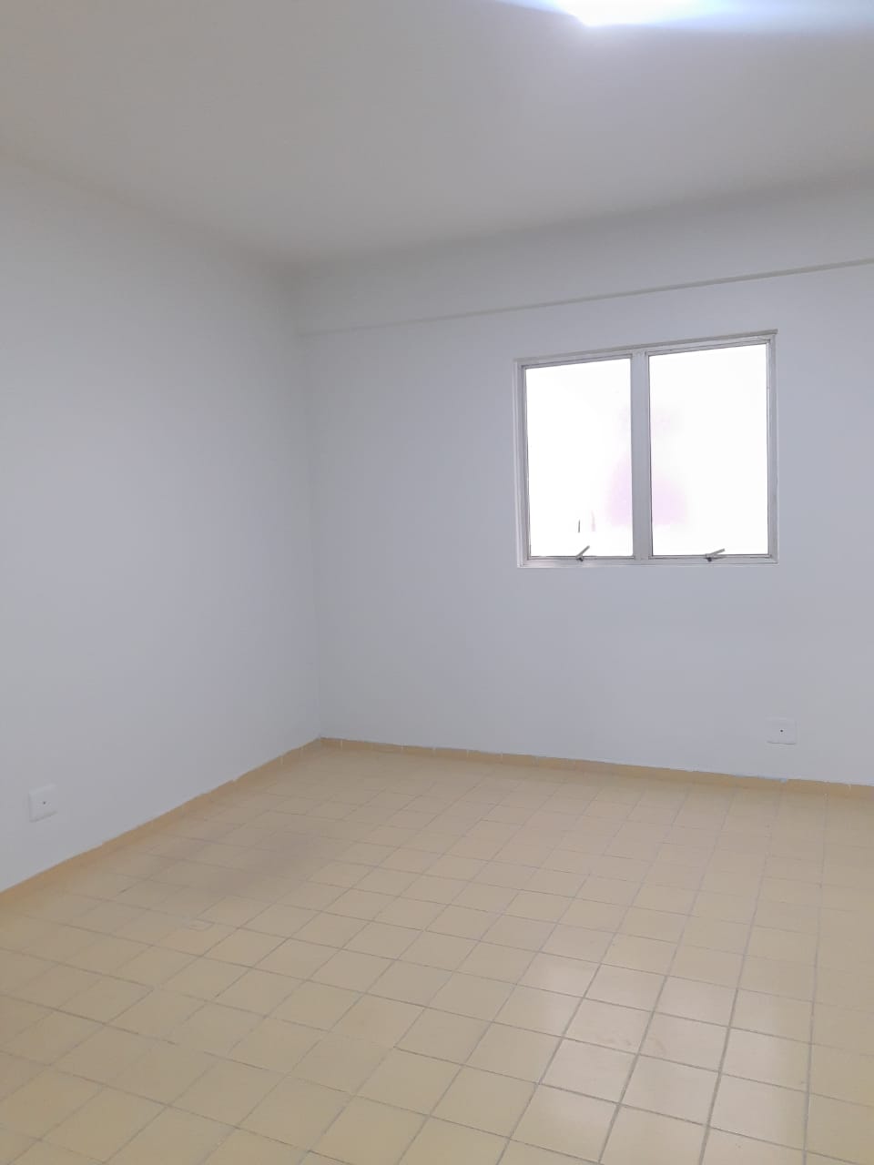Aluga Apartamento no Centro (2º ANDAR)