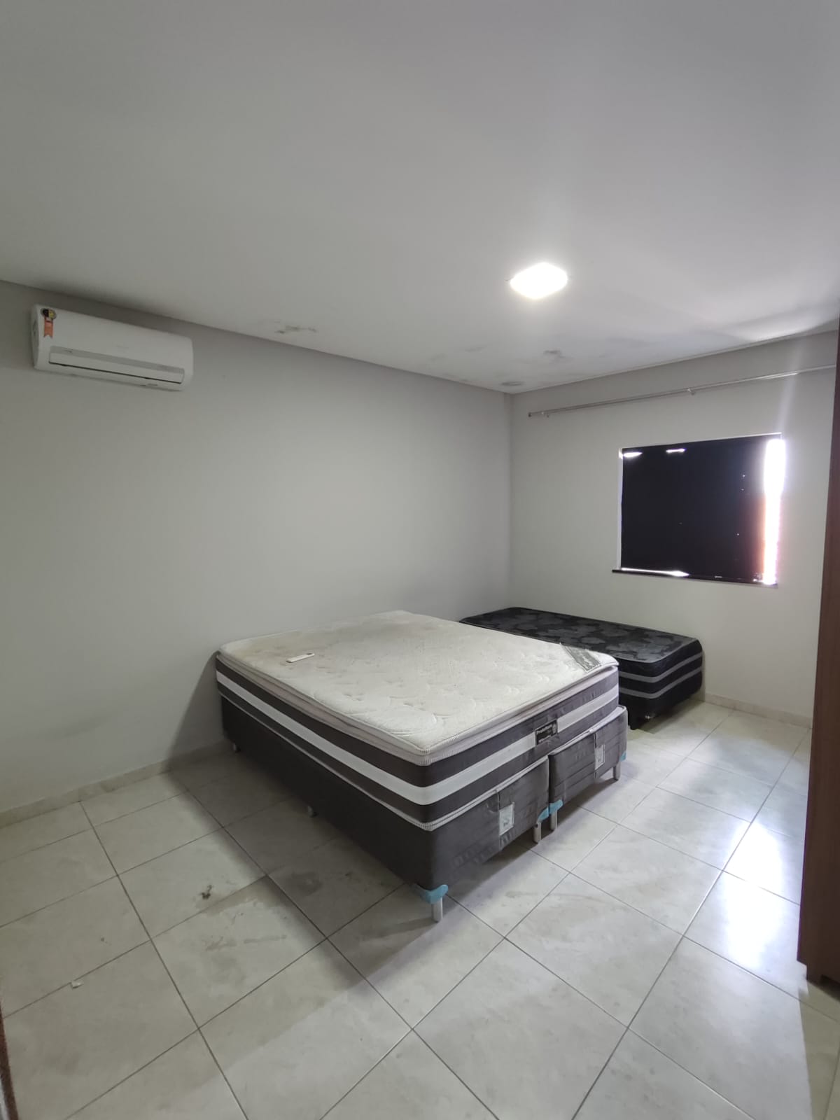 ALUGA APARTAMENTO MOBILIADO NO BAIRRO CENTAURO