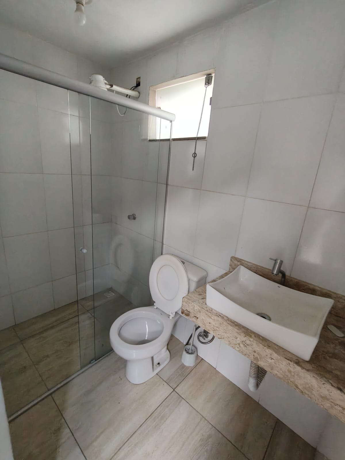 Vende Casa Duplex Comercial no Dinah Borges