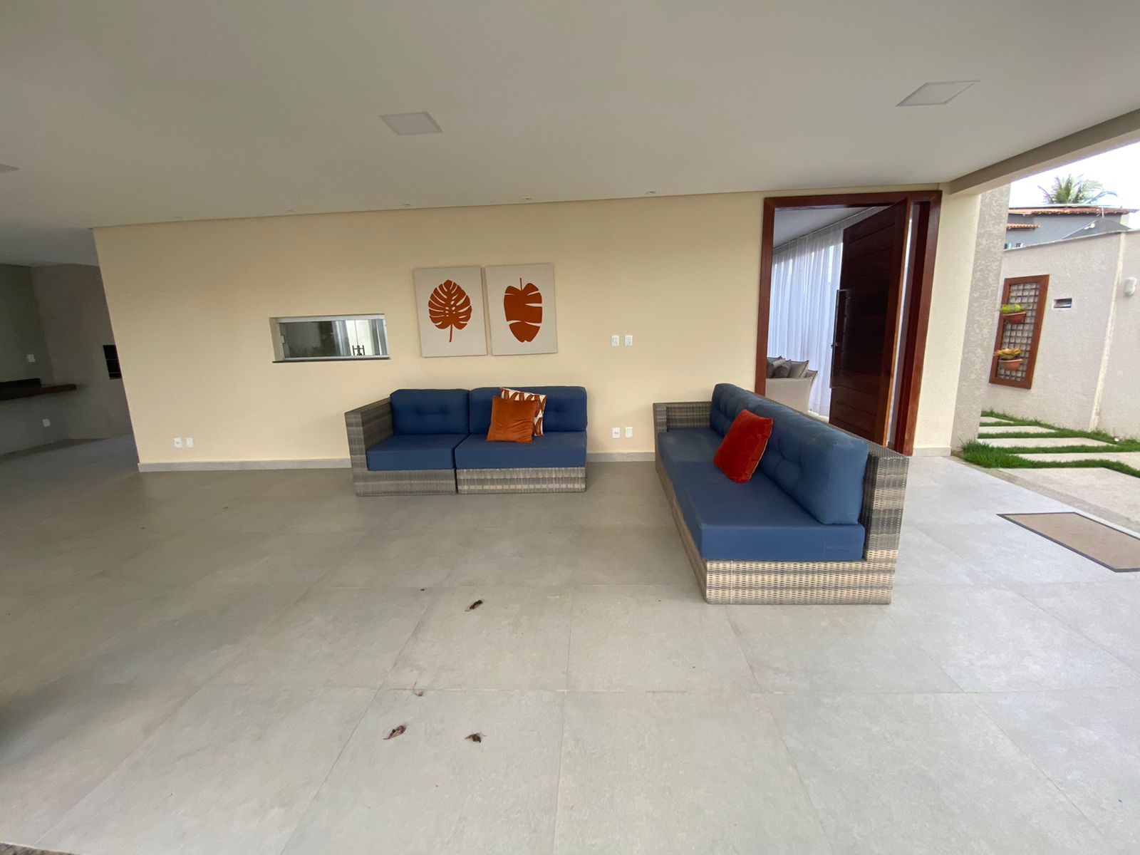 Vende Linda Casa Mobiliada no Dinah Borges