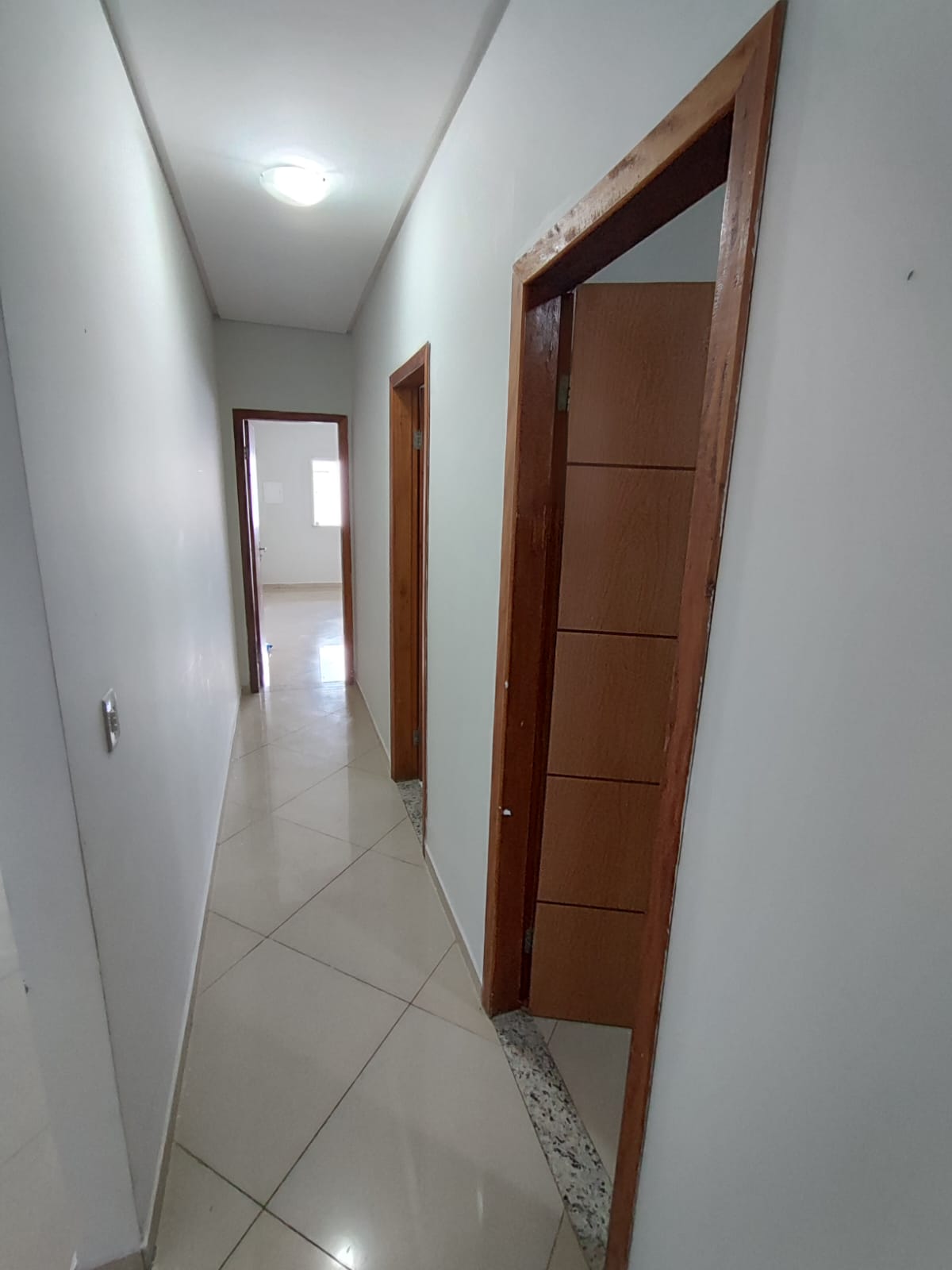 Aluga ou Vende Casa no bairro Centauro