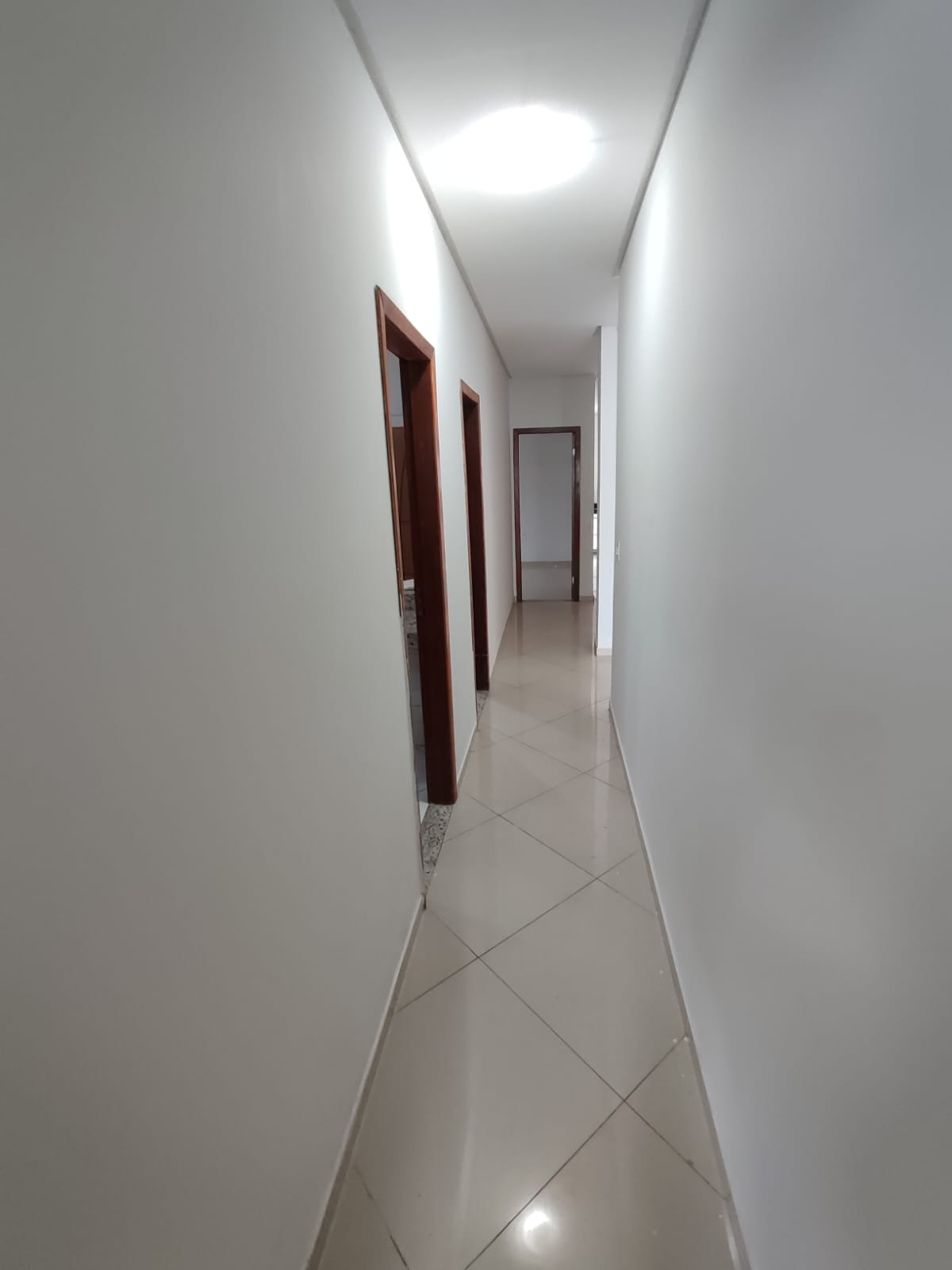 Aluga ou Vende Casa no bairro Centauro