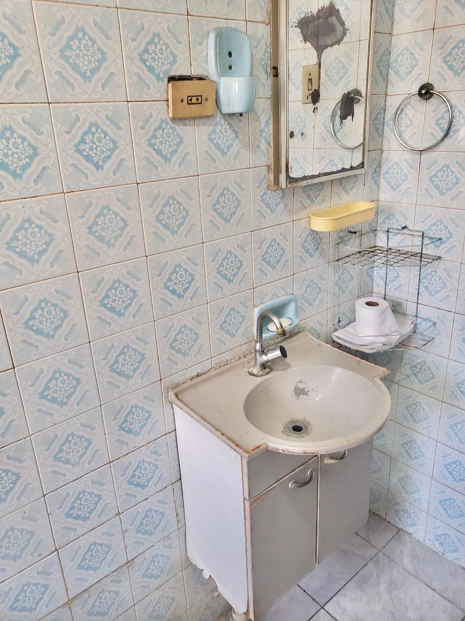 TERRENO COM CASA ANTIGA (8m x 30m) - UTINGA - SANTO ANDRÉ/SP