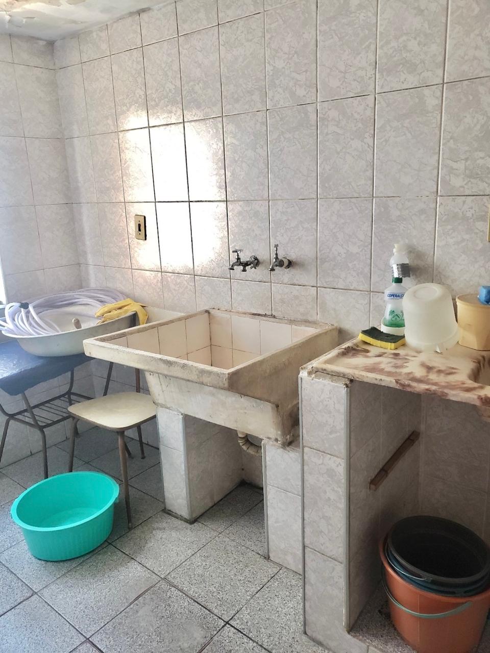 TERRENO COM CASA ANTIGA (8m x 30m) - UTINGA - SANTO ANDRÉ/SP