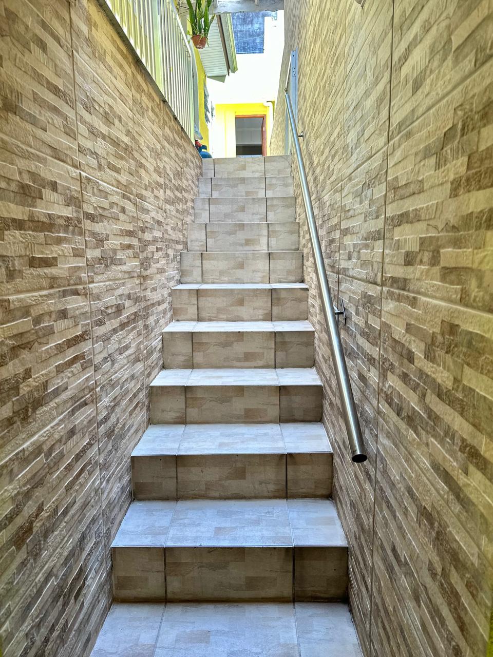 CASA (FUNDOS) - UTINGA - SANTO ANDRÉ/SP