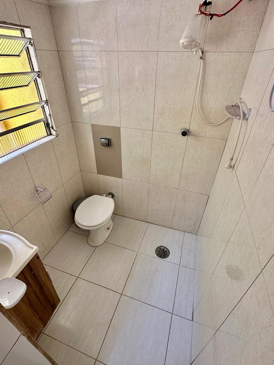 CASA (FUNDOS) - UTINGA - SANTO ANDRÉ/SP