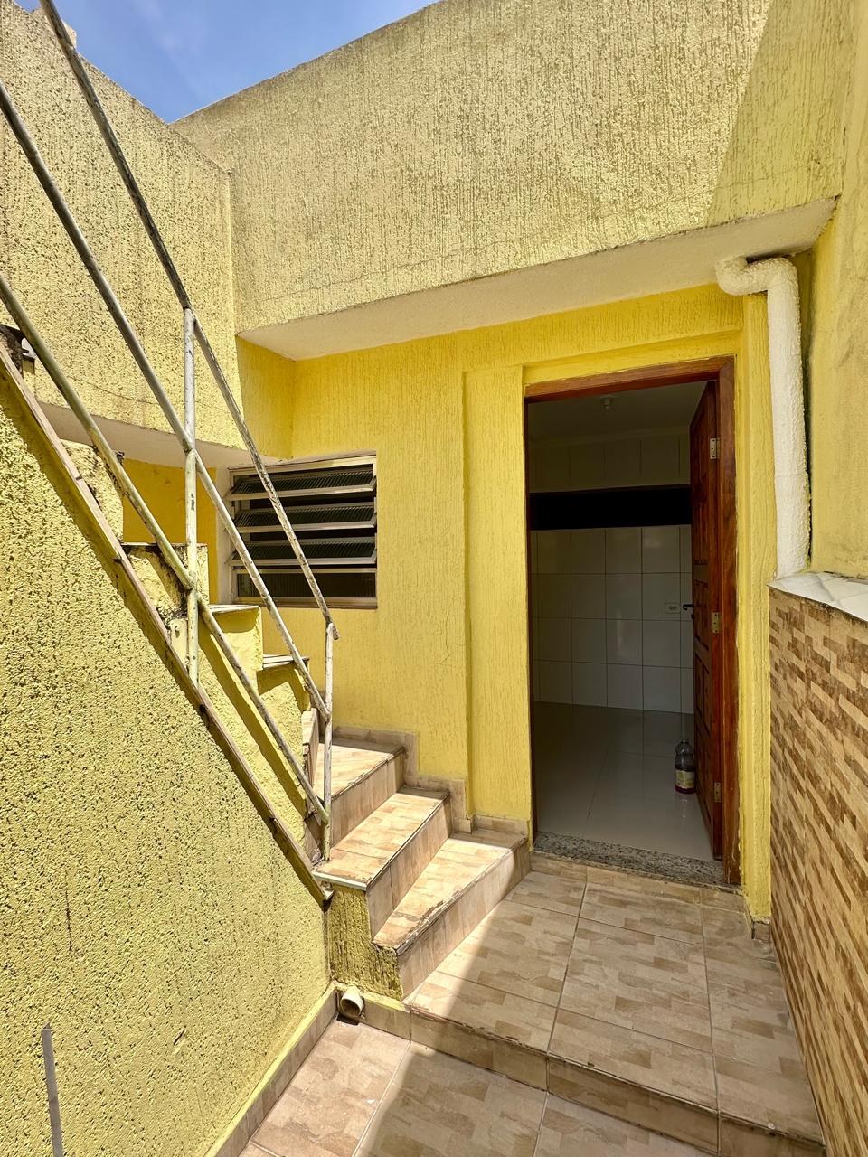 CASA (FUNDOS) - UTINGA - SANTO ANDRÉ/SP