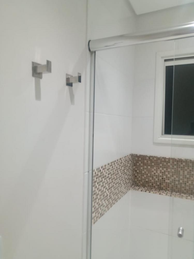 Apartamento Térreo - Venda, Jardim Tupanci, Barueri, SP