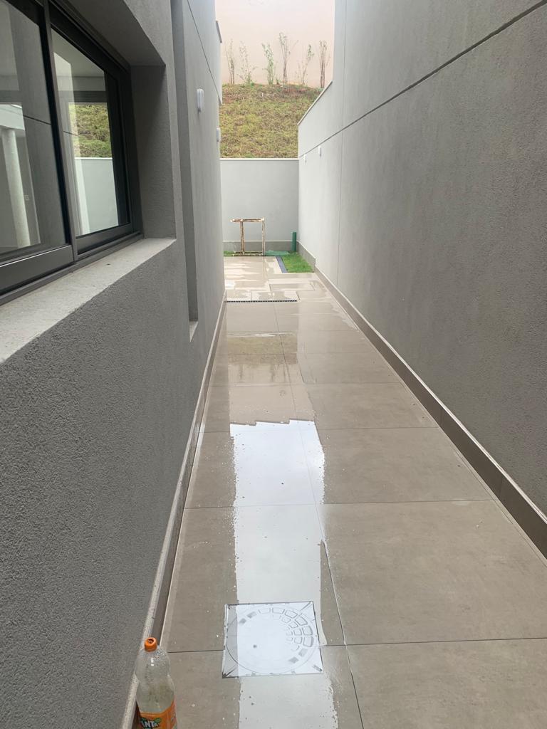 Casa nova em Alphaville 200m²